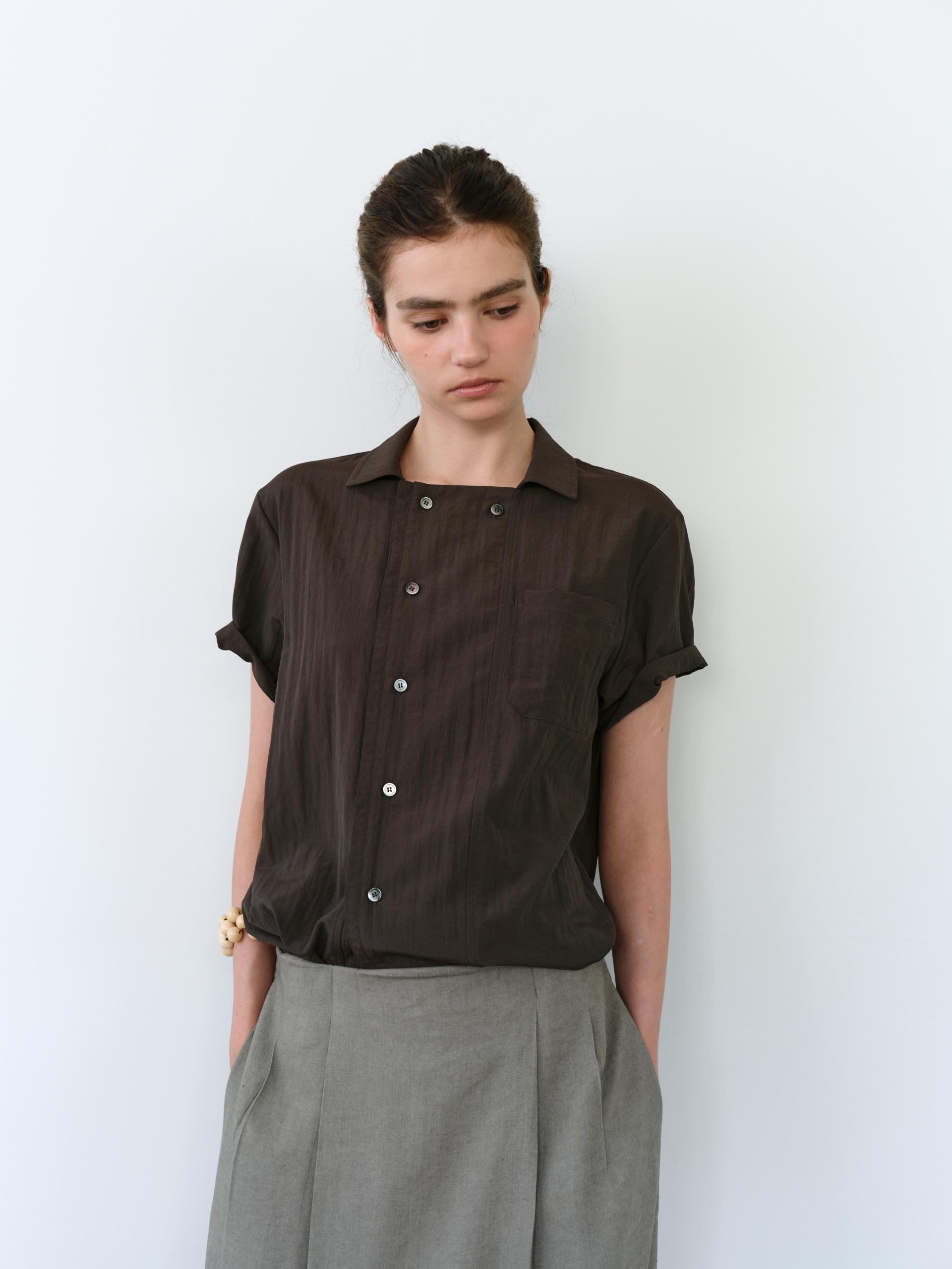 overlap half shirt (brown)