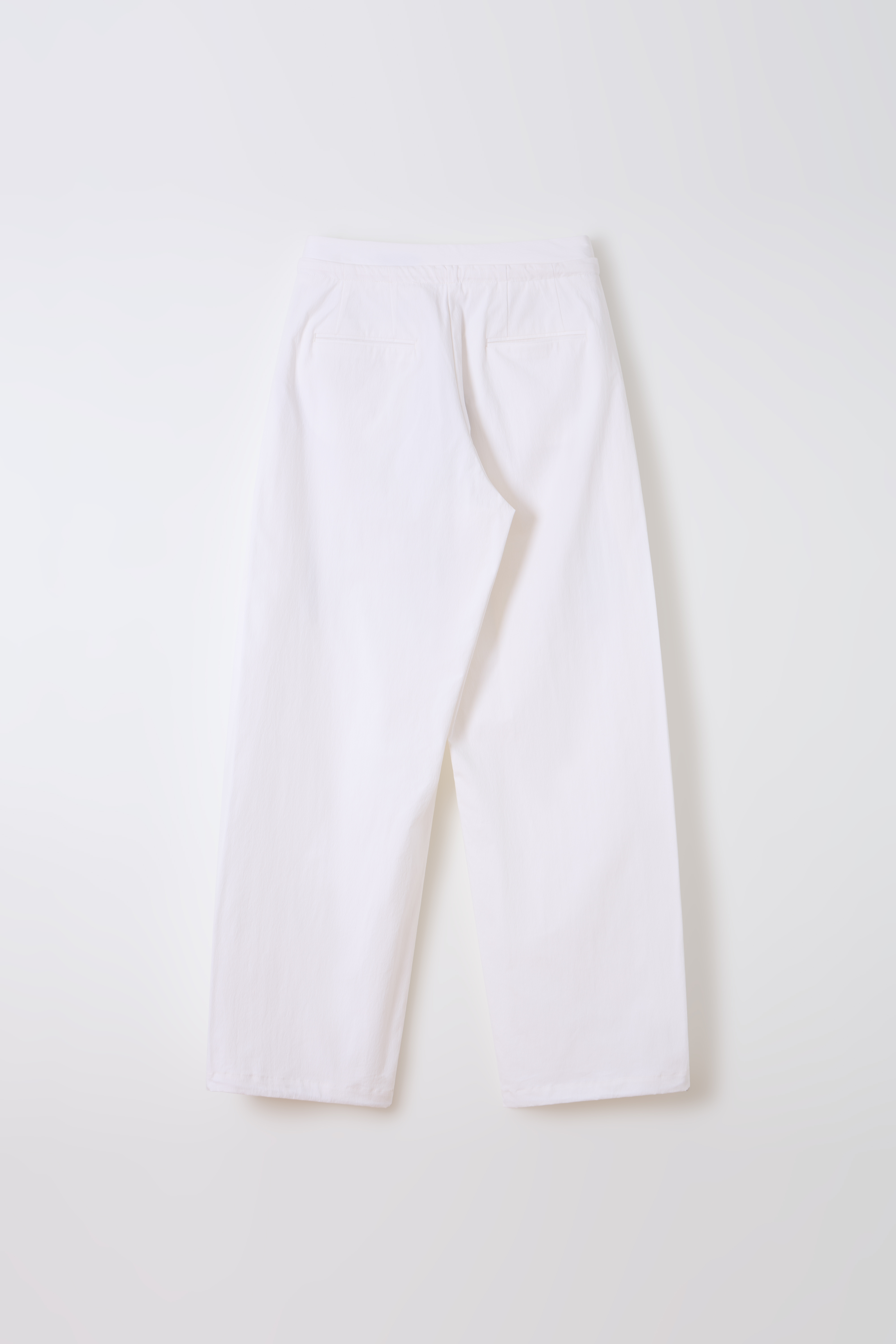 arc tuck pants (ivory)