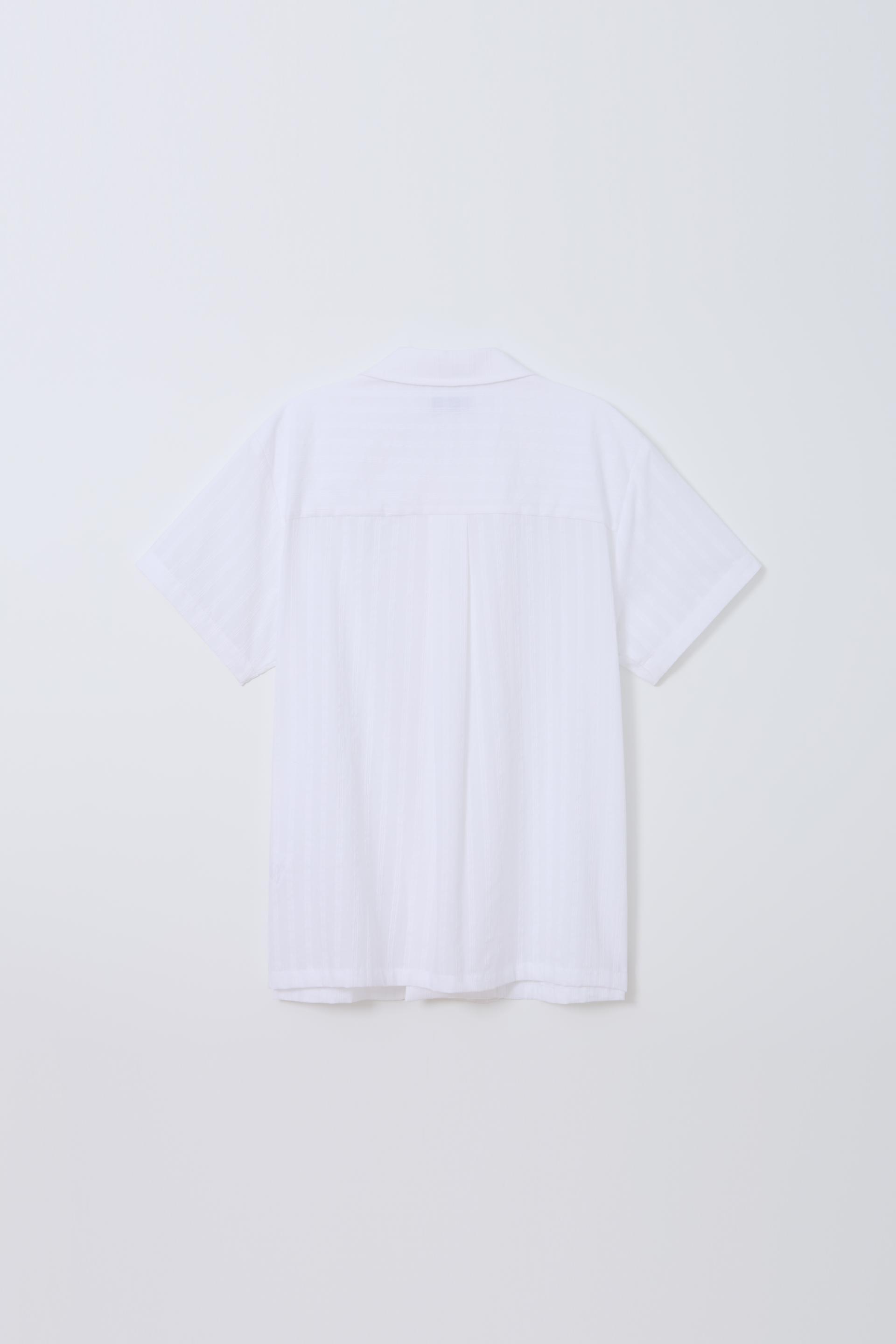 overlap half shirt (white stripe)