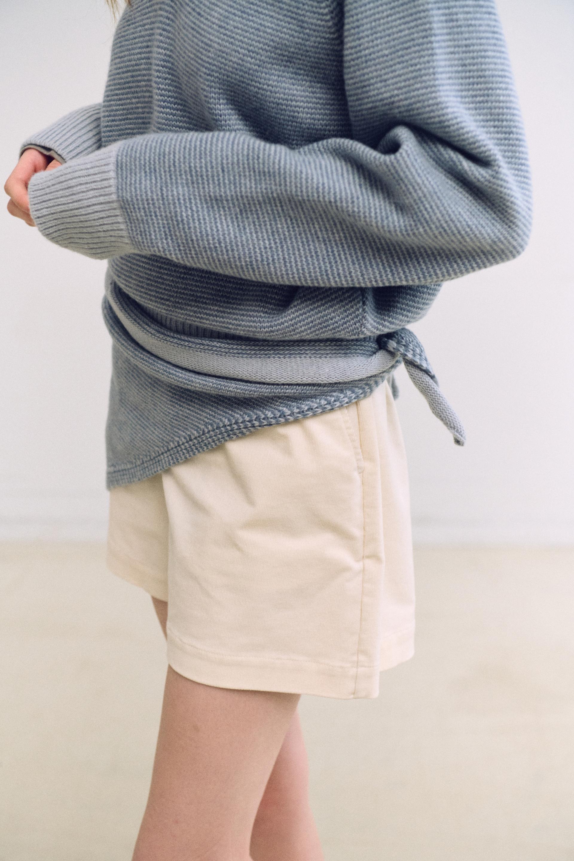 pipe v-neck knit (stripe sky blue)