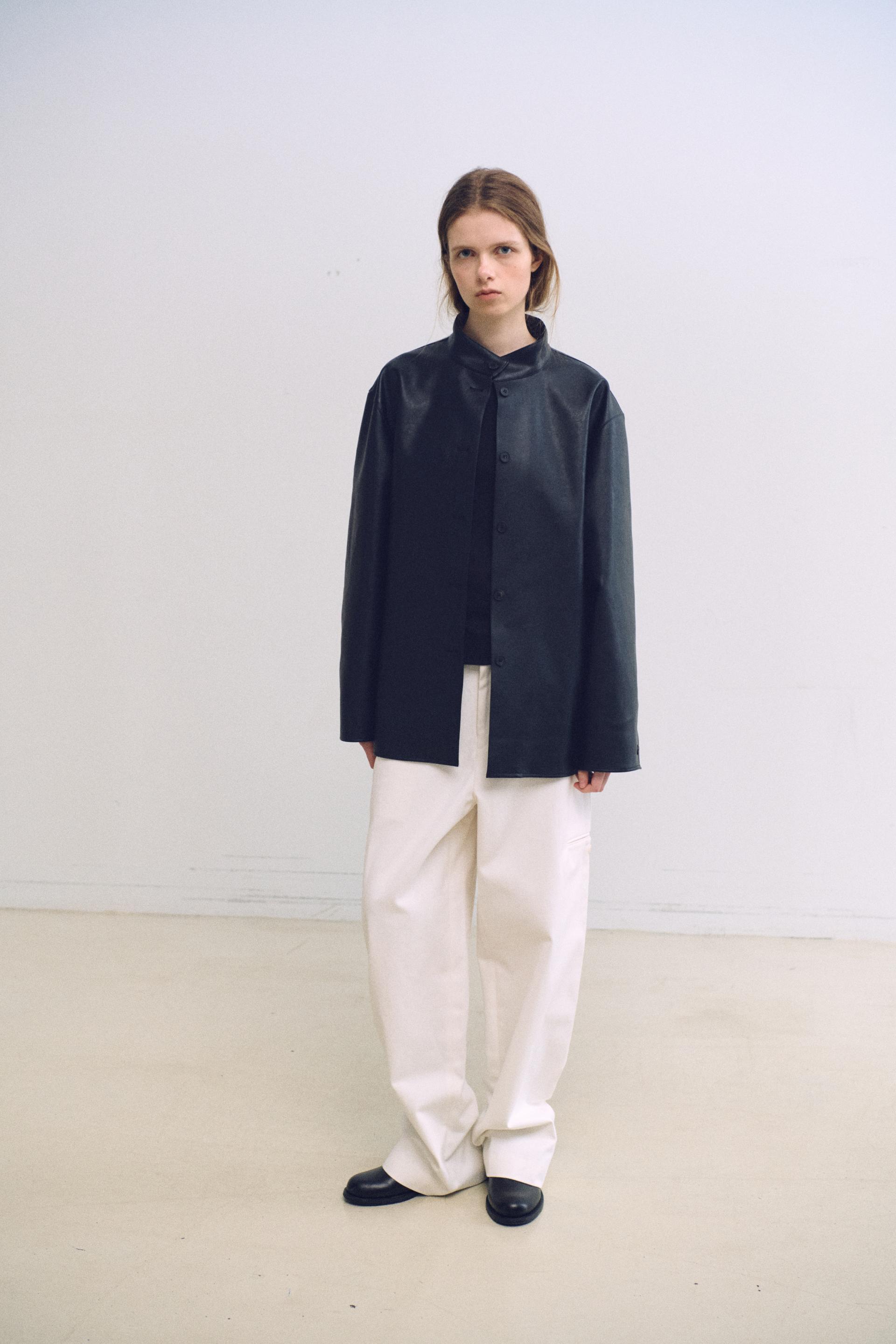 linear high neck jacket (leather black)