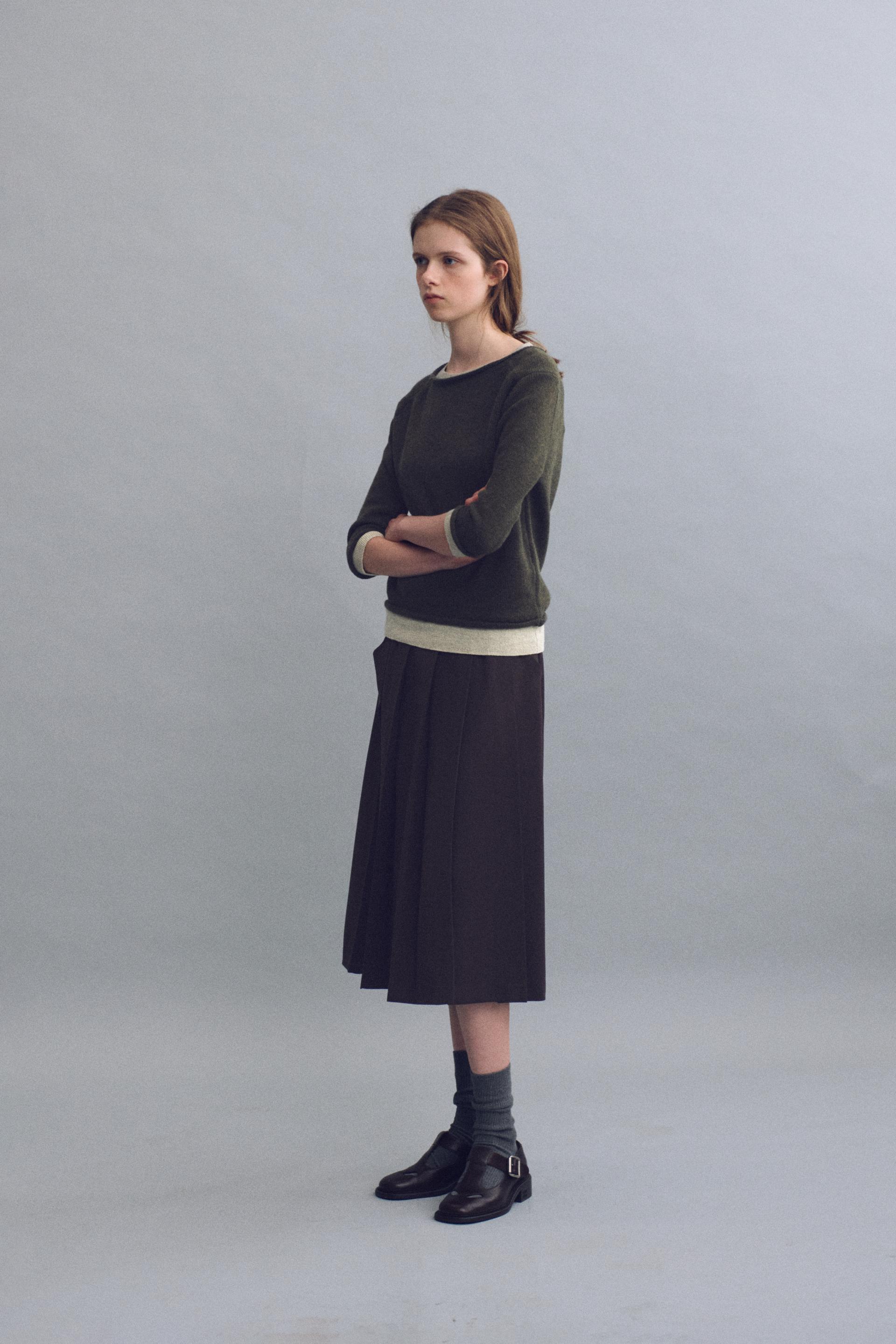 layered roll knit (olive)