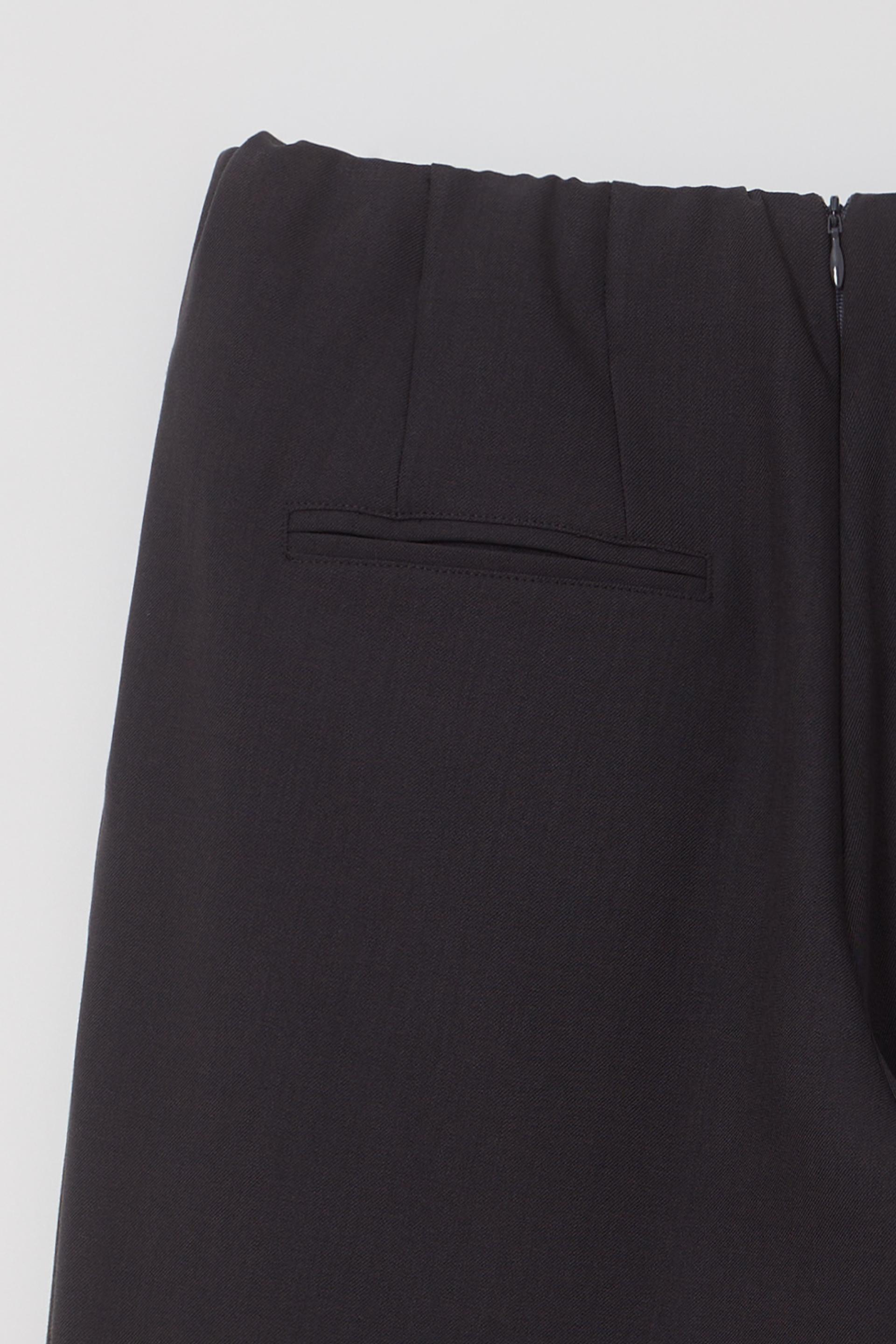 tuck ease slacks (charcoal)