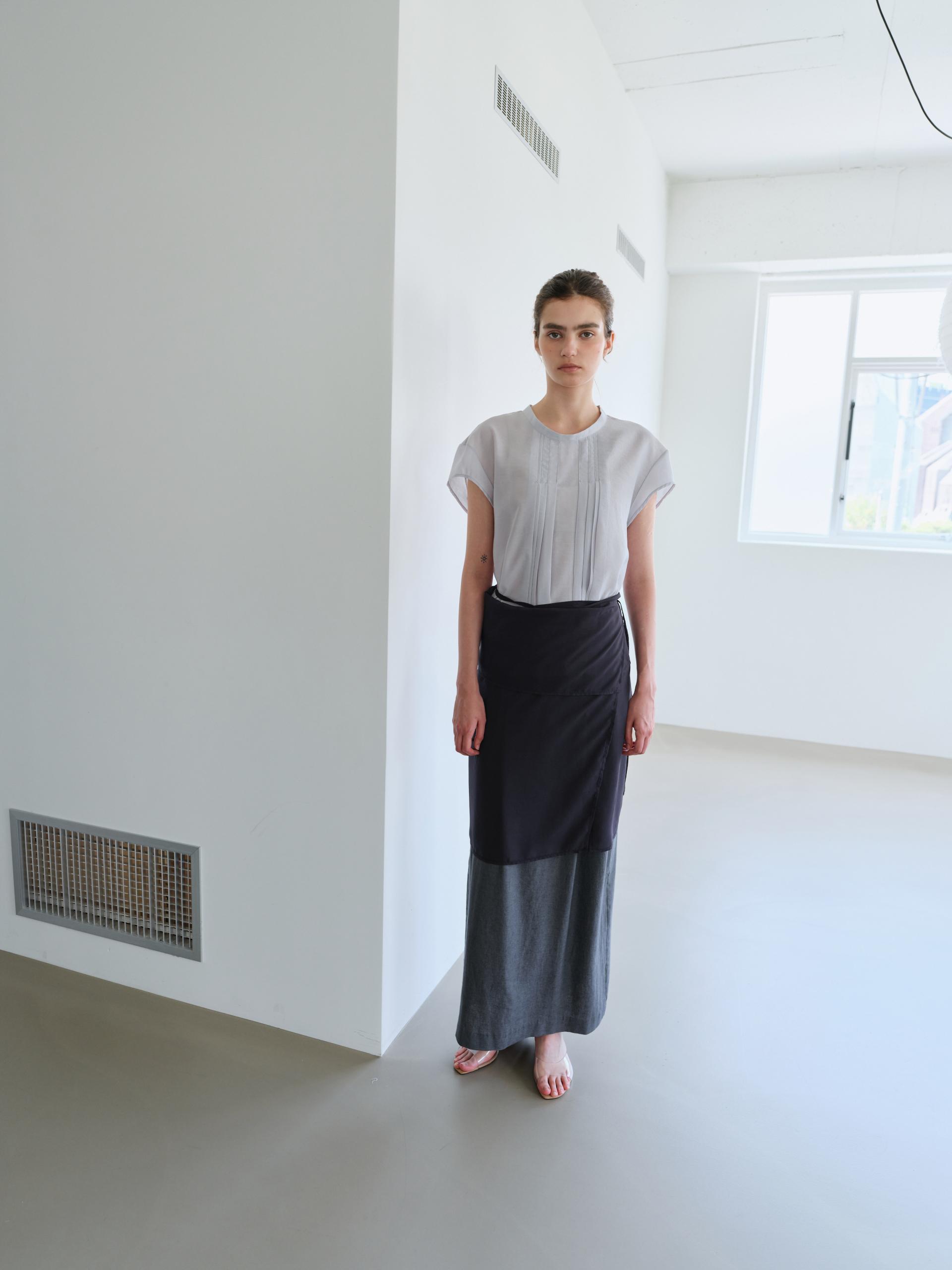 [4차 재입고] veil pleats blouse (mist)