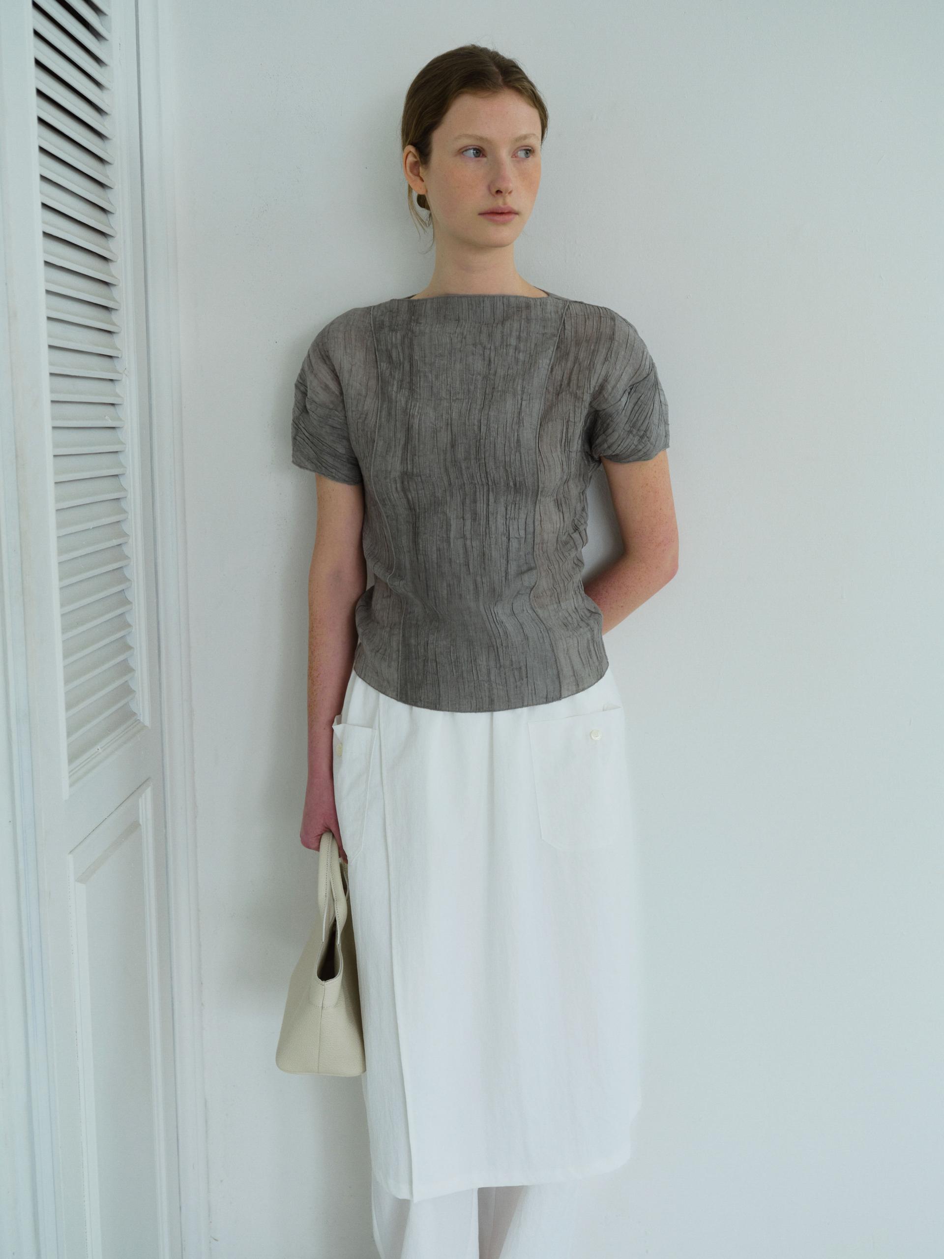 [4차 재입고 7/10 순차배송] pleats seam half blouse (grey)