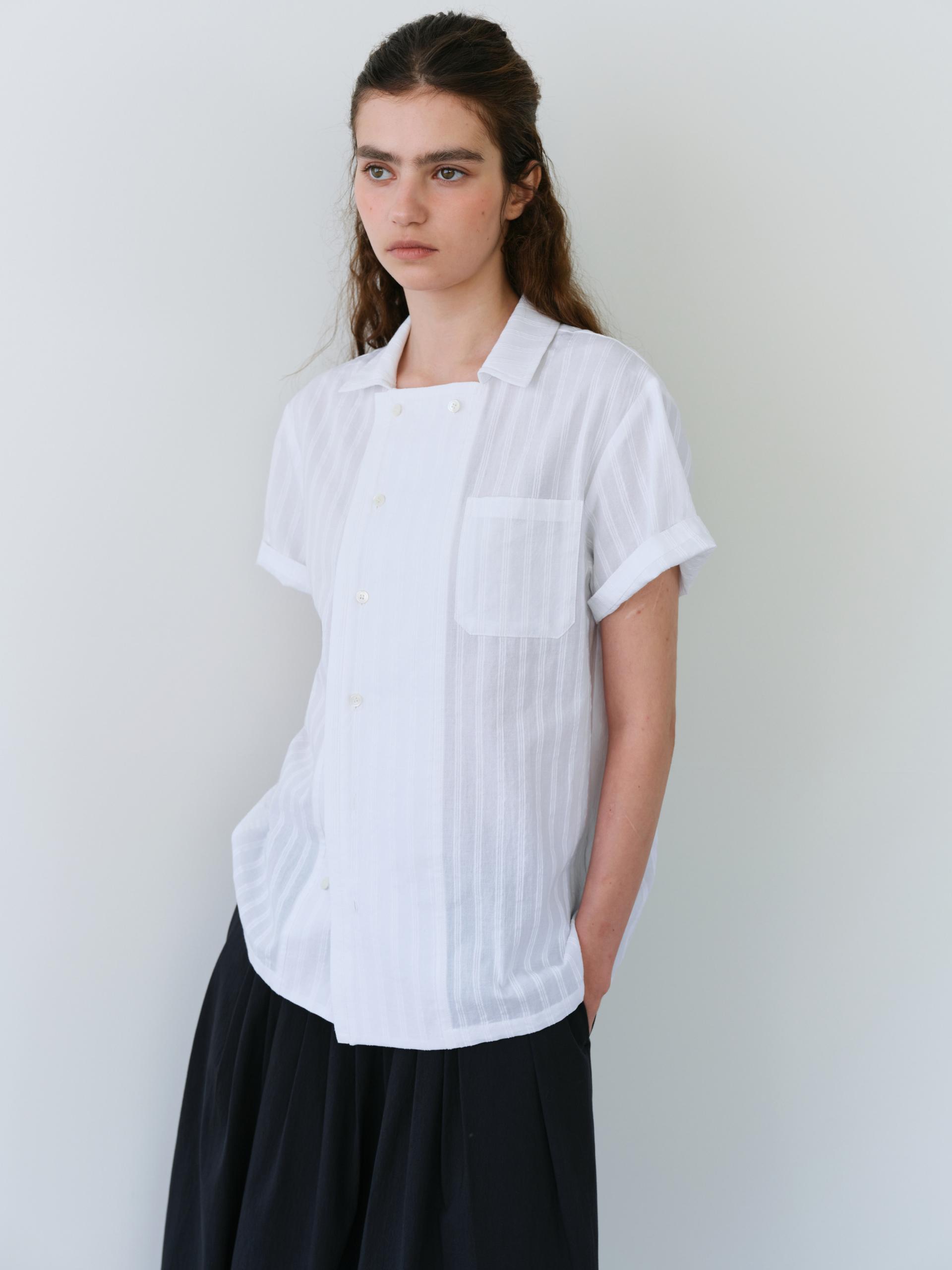 overlap half shirt (white stripe)