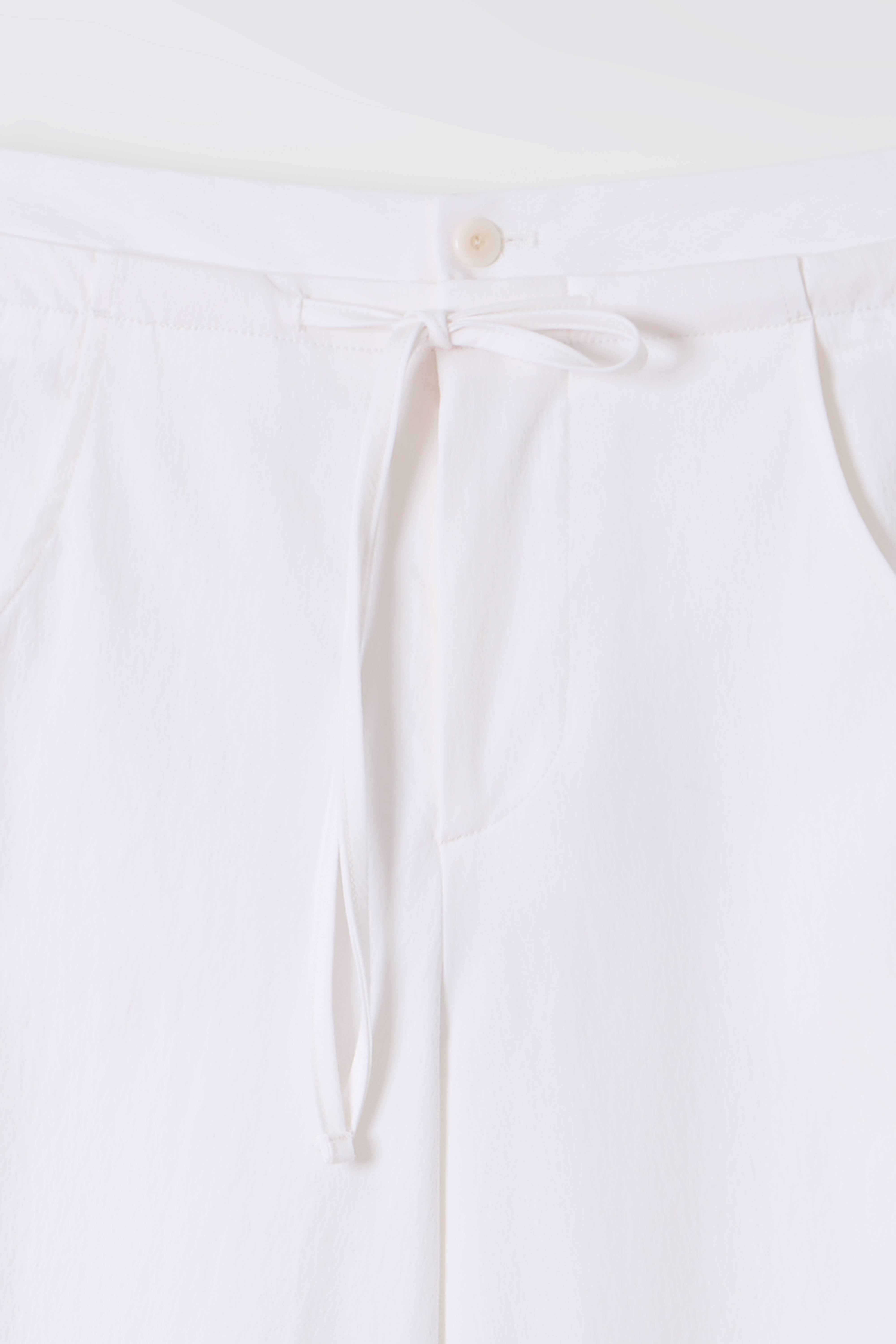 arc tuck pants (ivory)