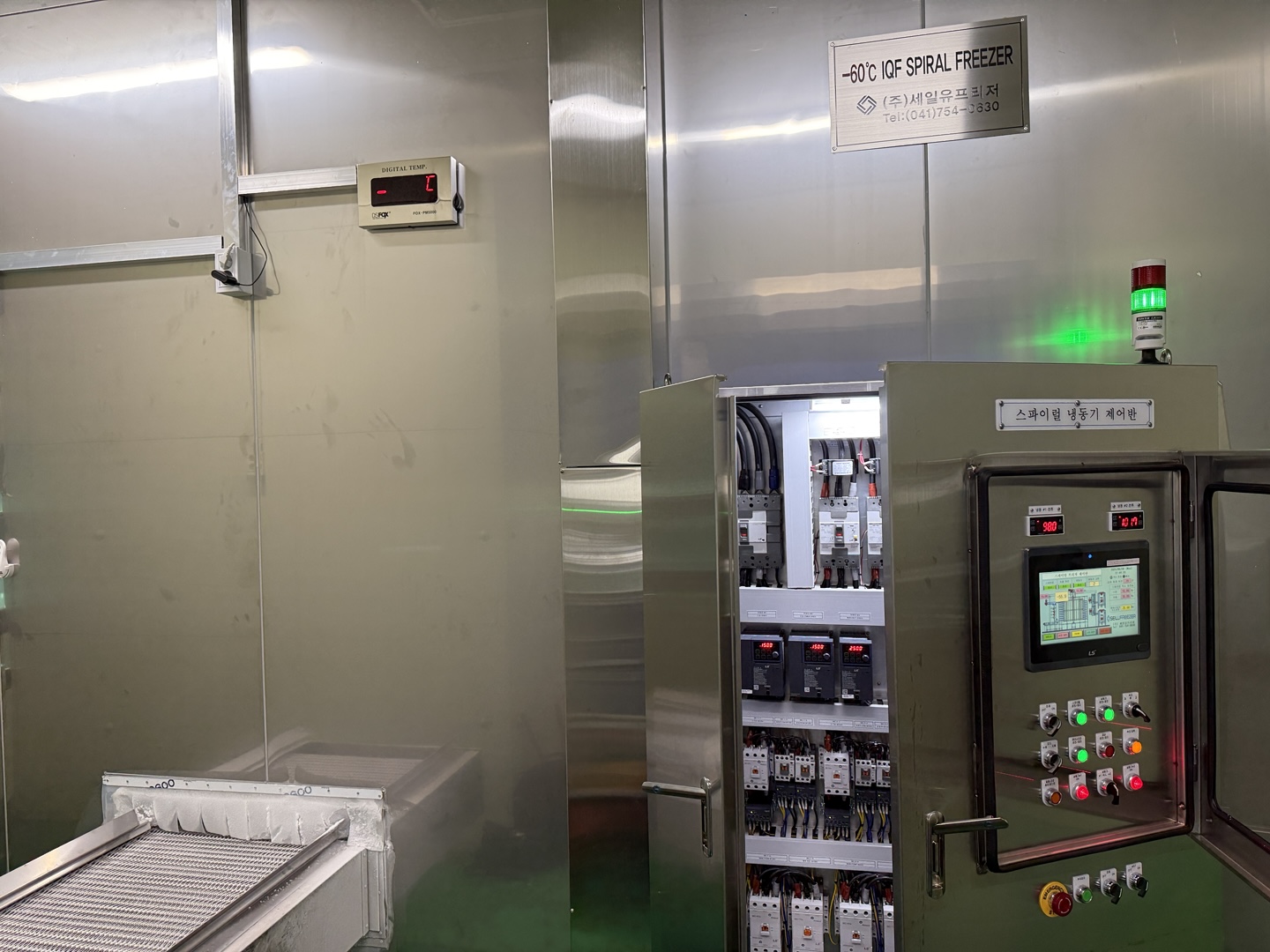 158fc00efa92e.jpg