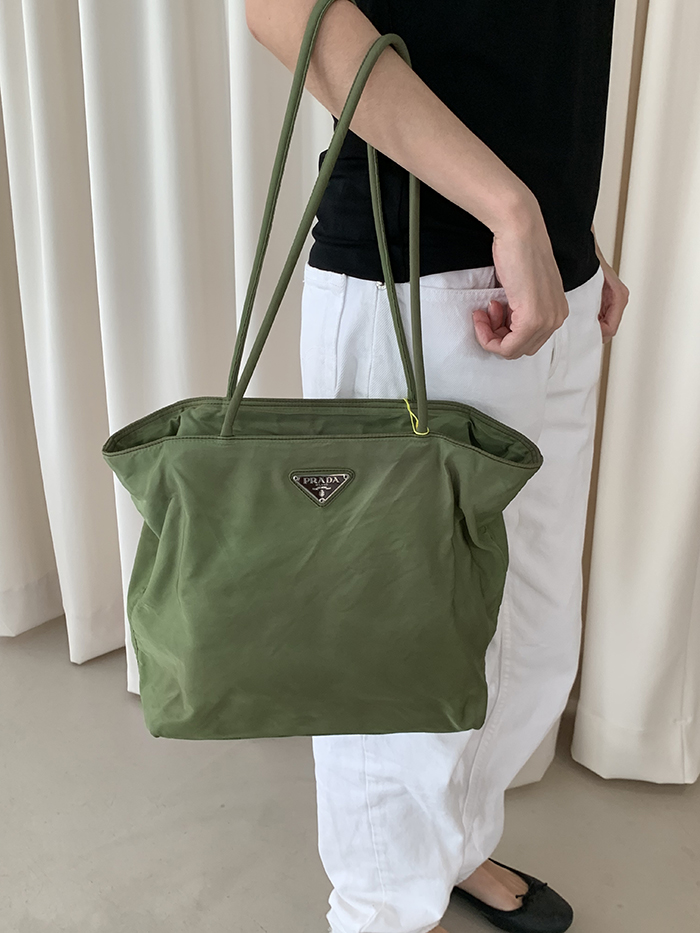 90-00's "PRADA" nylon Tote Bag