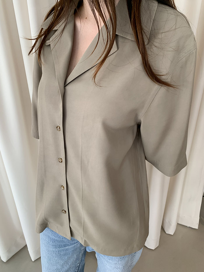 "Deveaux New York" Cotton Blouse 복제 복제