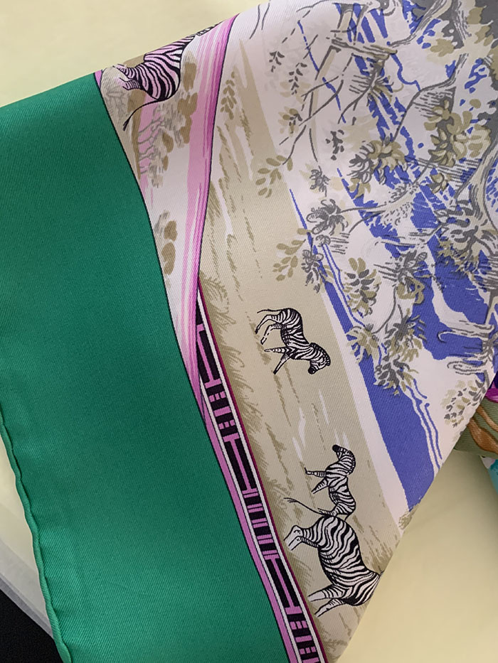 90-00's "Hermes" Silk Scarf 복제