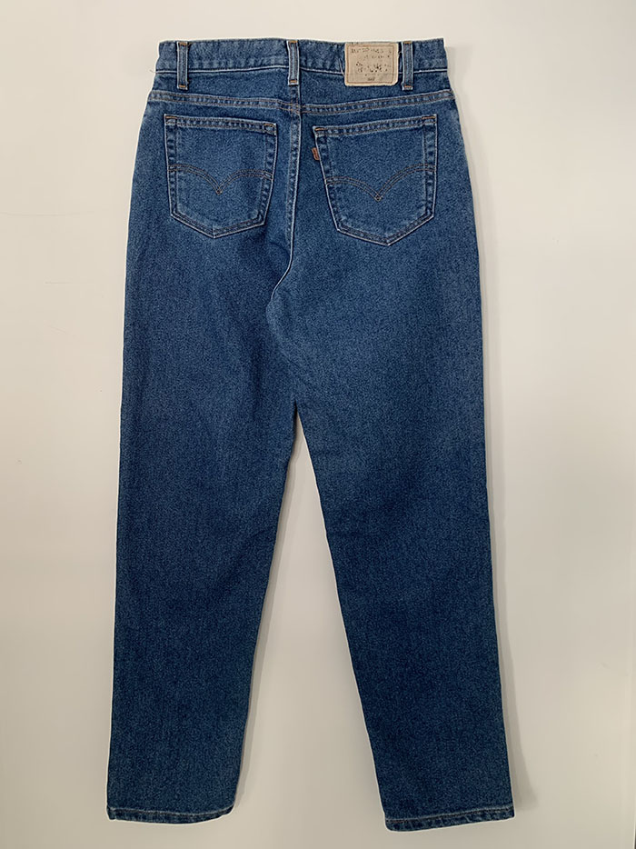 90's Levi's 548 - size 31 (classic relaxed fit) 소민 착샷 추가하기