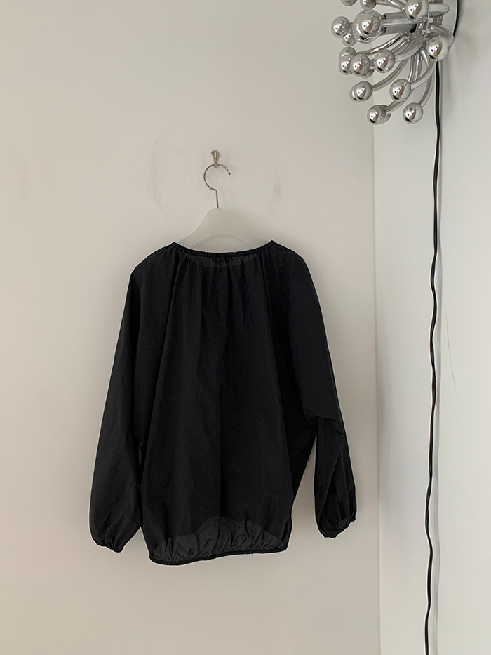 00's "THE ROW" viscose rayon back button Blouse 복제 복제