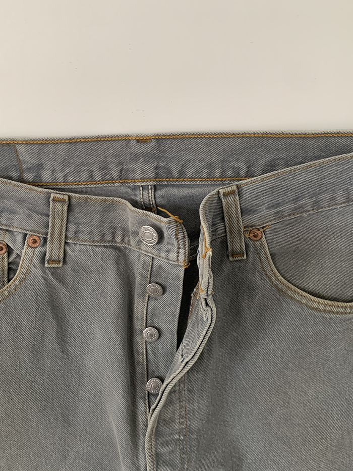 's Levi's 501 - size 33 (classic straight fit)