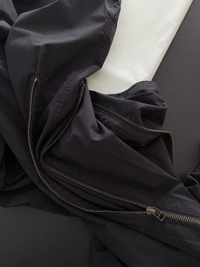 80's "ISSEY MIYAKE" side zip wide Pants (Archive)