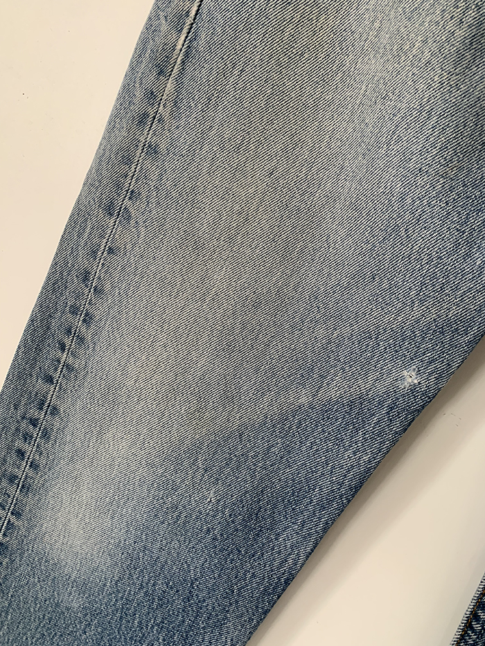00's Levi's 501xx - size 28-29 (classic straight fit)