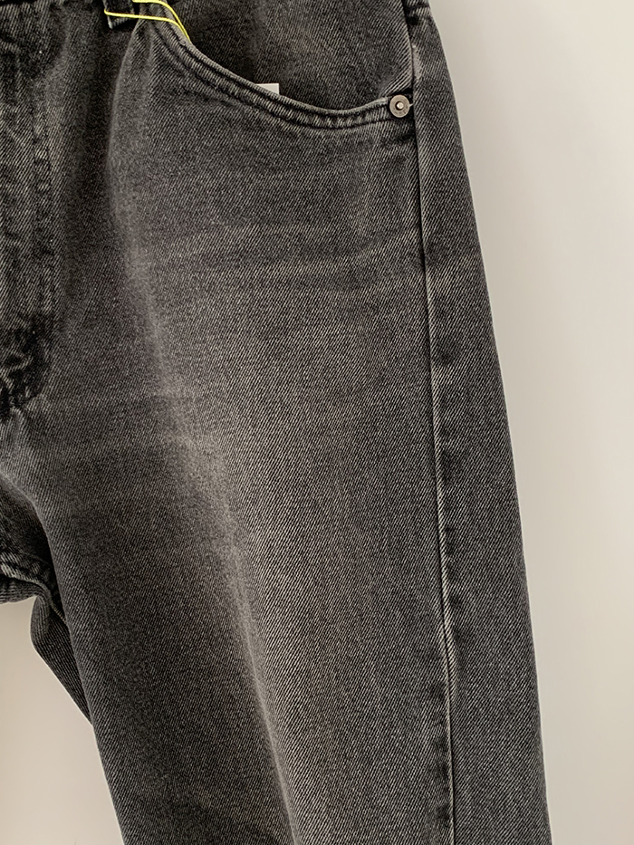 Levi's Short - size 33-34 (classic straight fit)