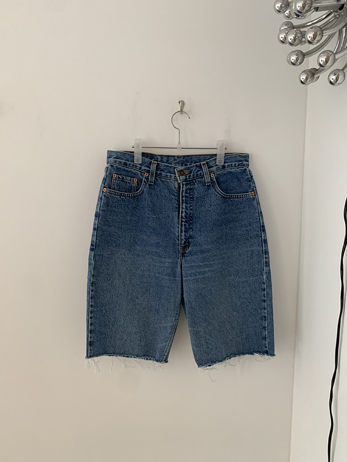 Levi's Short - size 29-30 (classic Loose fit)