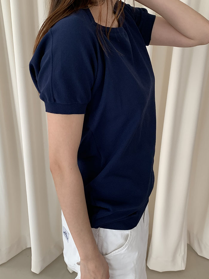 00's "Miu Miu" viscose rayon back button Blouse 복제