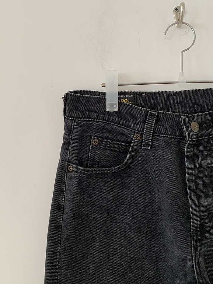 90's LEE - size 28-29 (classic boot cut)