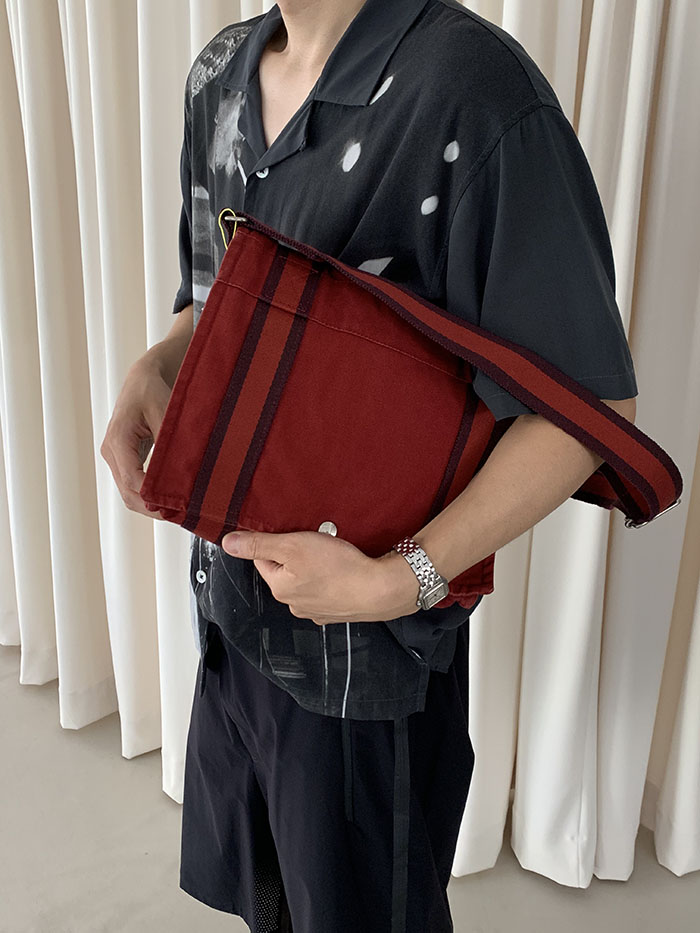 Vintage "Hermes" Cross Bag / 제품 사진만 찍고 올리기