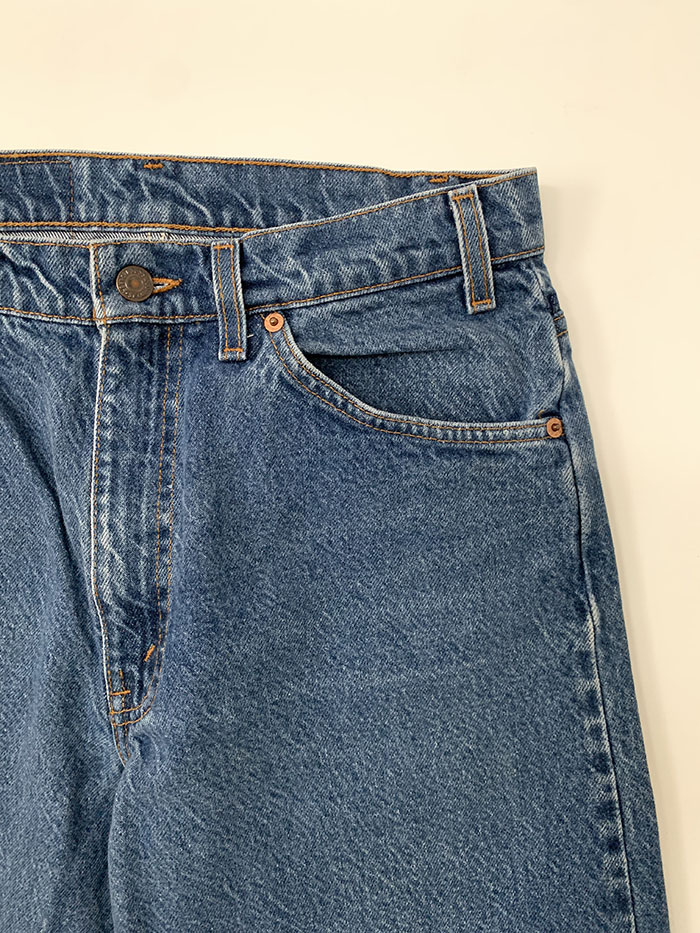 90's Levi's 550 - size 31 (classic relaxed fit) 소민 착샷만 추가하기