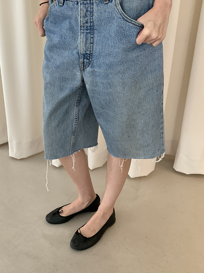 Levi's Short - size 30 (classic Loose fit)