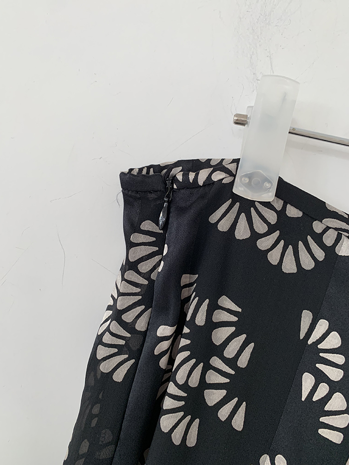 00's "Giorgio Armani" Black Skirt 복제 복제