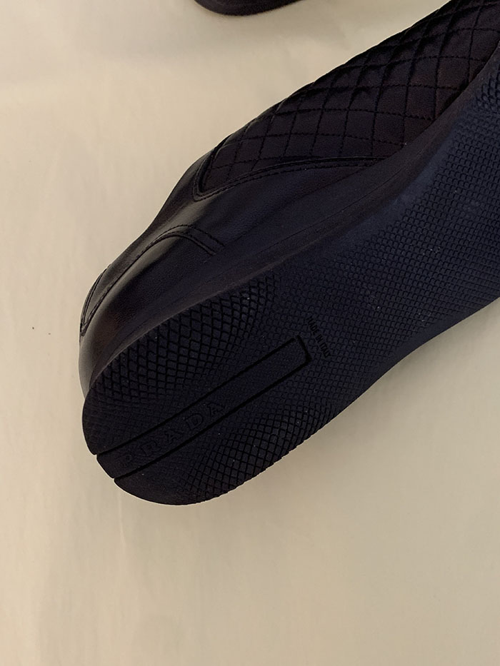 00's "PRADA" Leather Shoes ๋ณต์ 