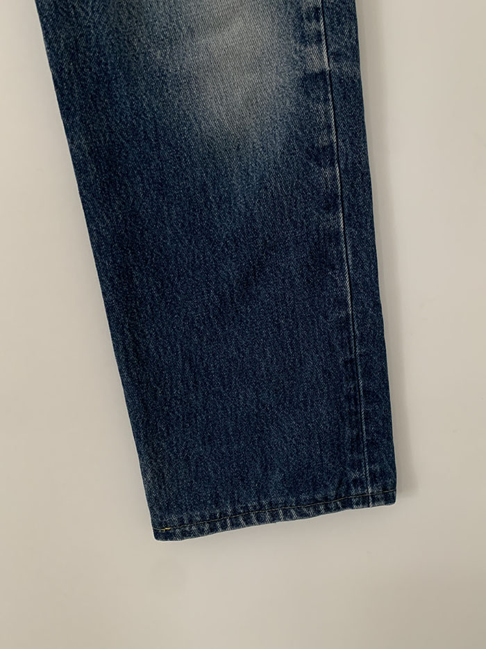 90's Levi's 501xx - size 27-28 (classic straight fit) 복제 복제