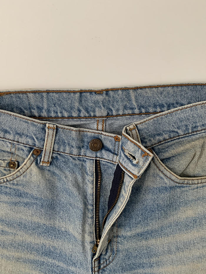 's Levi's 505-0217 - size 30 (classic regular fit)