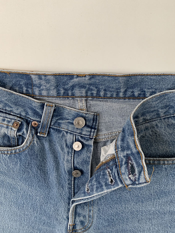 's Levi's 501 - 26-27 (classic straight fit)
