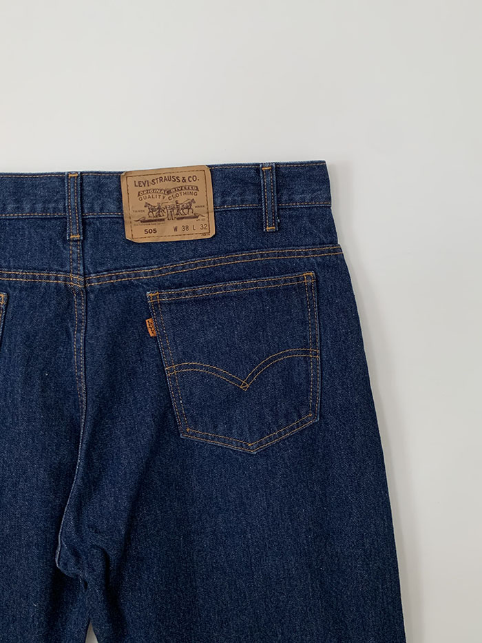 90's Levi's 505 - size 36 (classic straight fit)