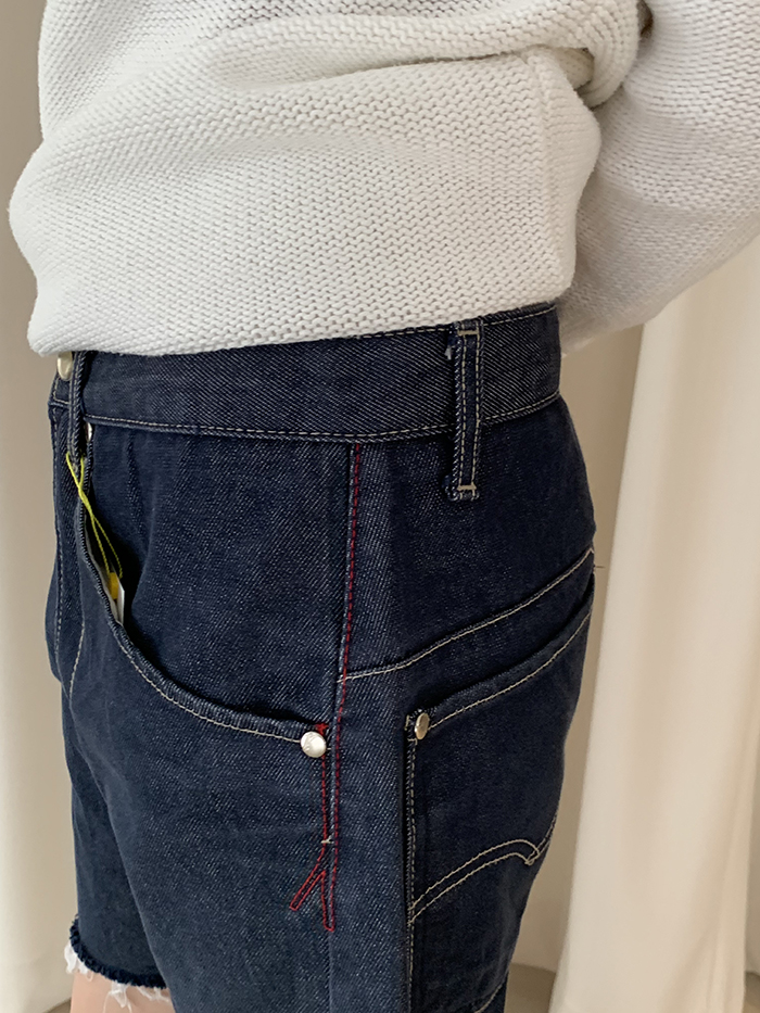 00's Levi's Short - size 29-30 (ENGINEERED JEANS)