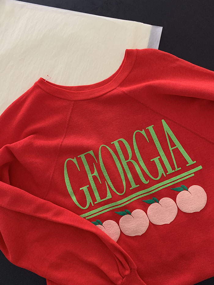 Vintage by "Georgia Peaches" USA Sweatshirt