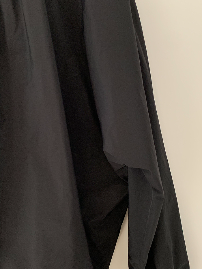 00's "THE ROW" viscose rayon back button Blouse 복제 복제