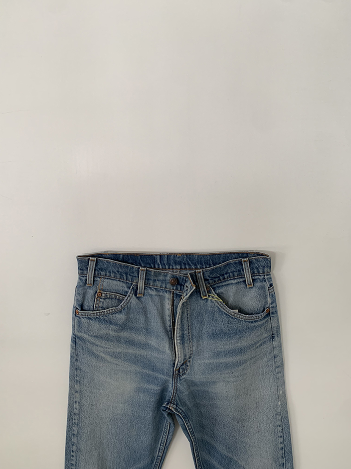 90's Levi's 505 - size 32 (classic regular fit)
