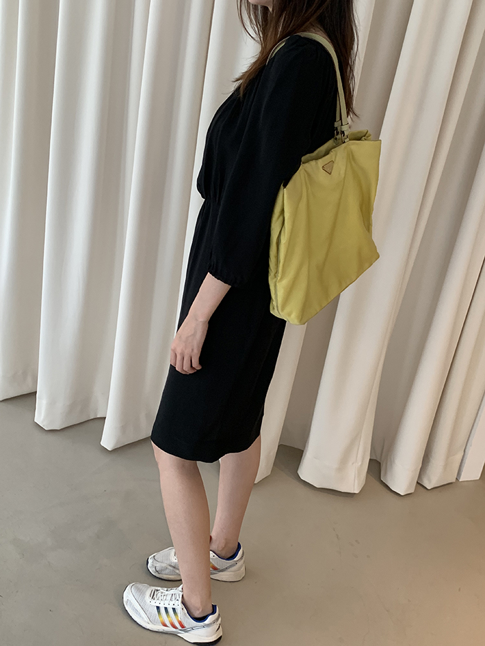 00's "Miu Miu" viscose rayon back button Blouse 복제