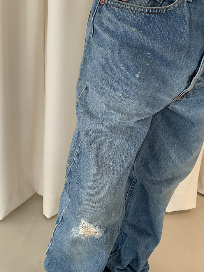 90's Levi's 501 - size 30-31 (classic straight fit)