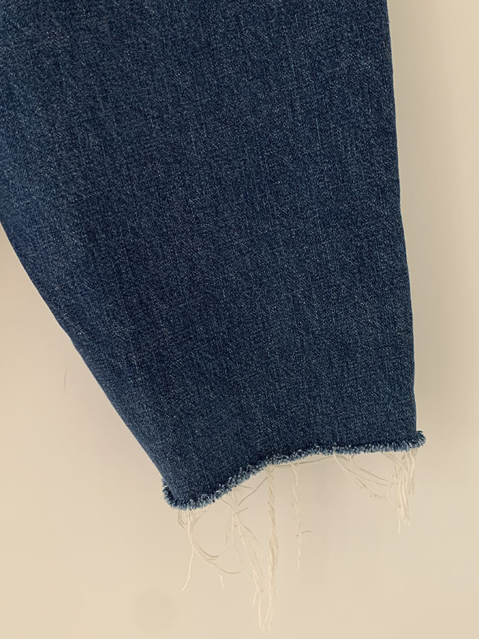 90's Levi's Short - size 27 (classic straight fit)