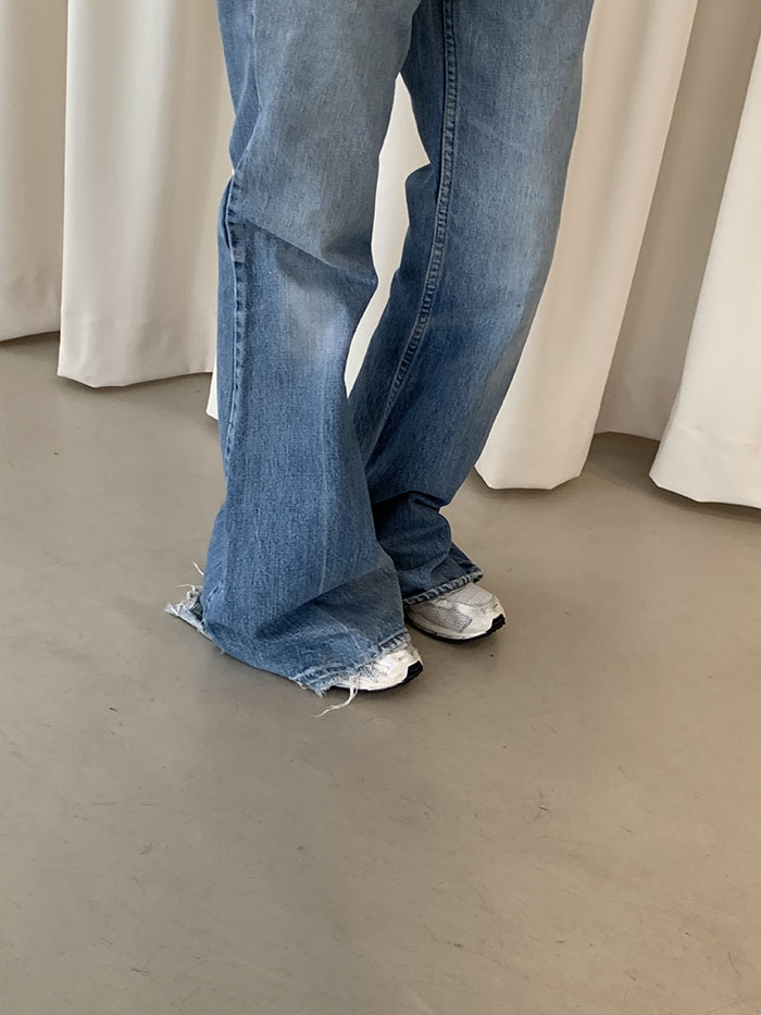 (rare piece) 80's Levi's 684-0217 - size 31 (classic boot cut)