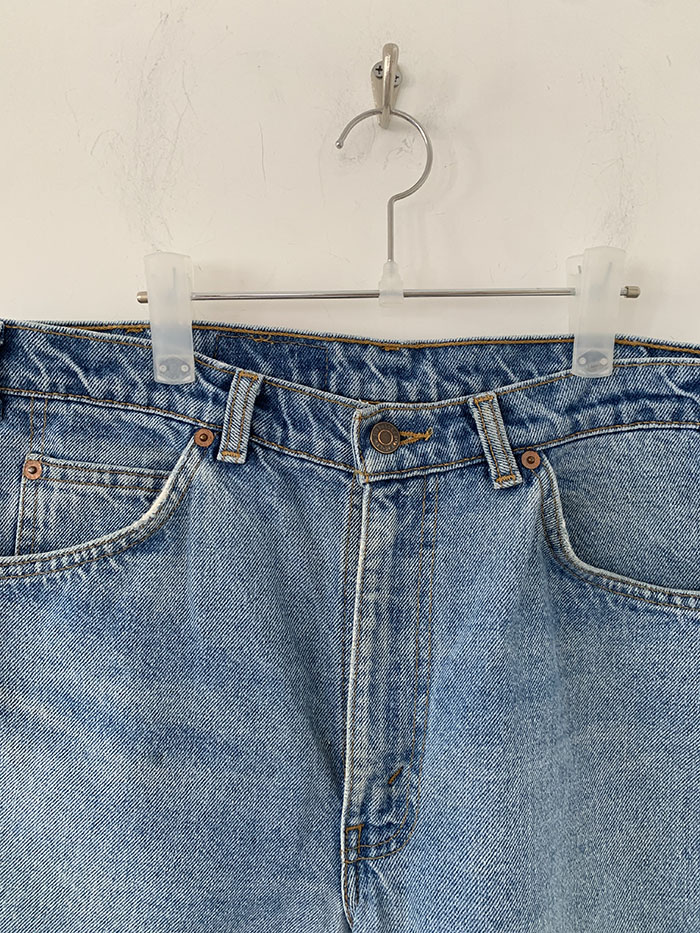 Levi's Short - size 33 (classic straight fit)