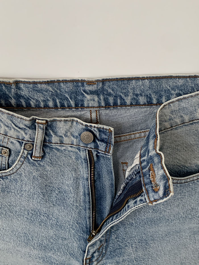 's Levi's 501 - 29-30 (classic straight fit)