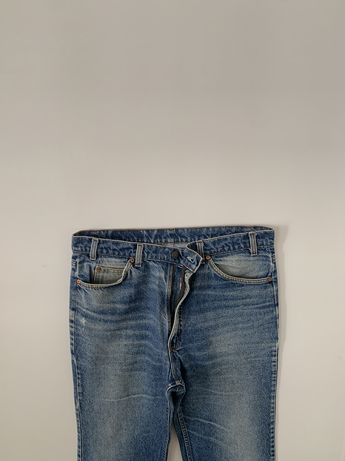 90's Levi's 517 - size 37 (classic boot cut)