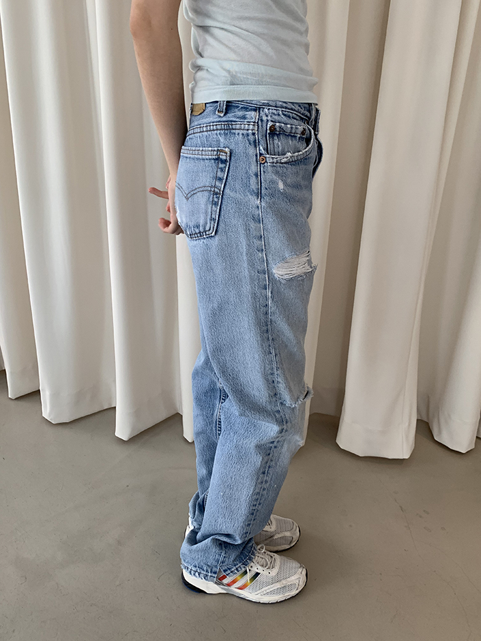 90's Levi's 501 - size 29-30 (classic straight fit)