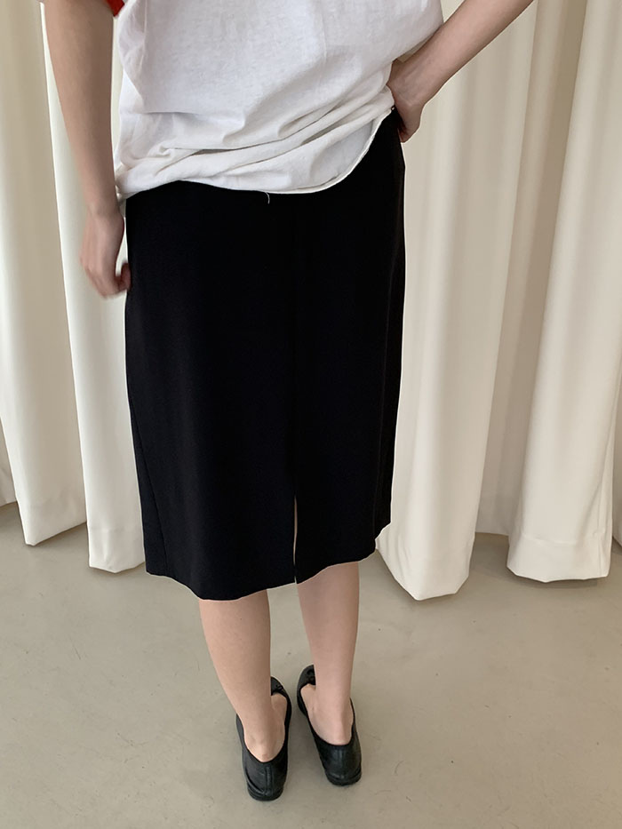 00's "Giorgio Armani" Black Skirt 복제