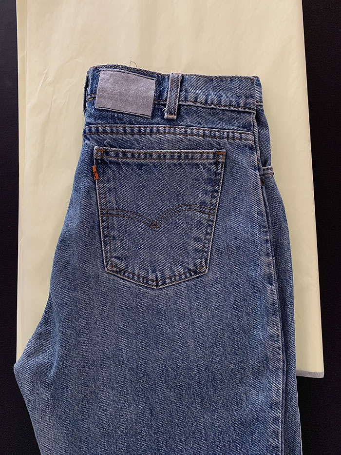 Levi's Short - size 35 (classic straight fit)