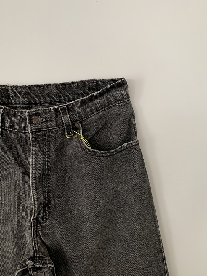 90's Levi's 550 - size 30 (classic relaxed fit) 상세사진 찍어서 올리면됨
