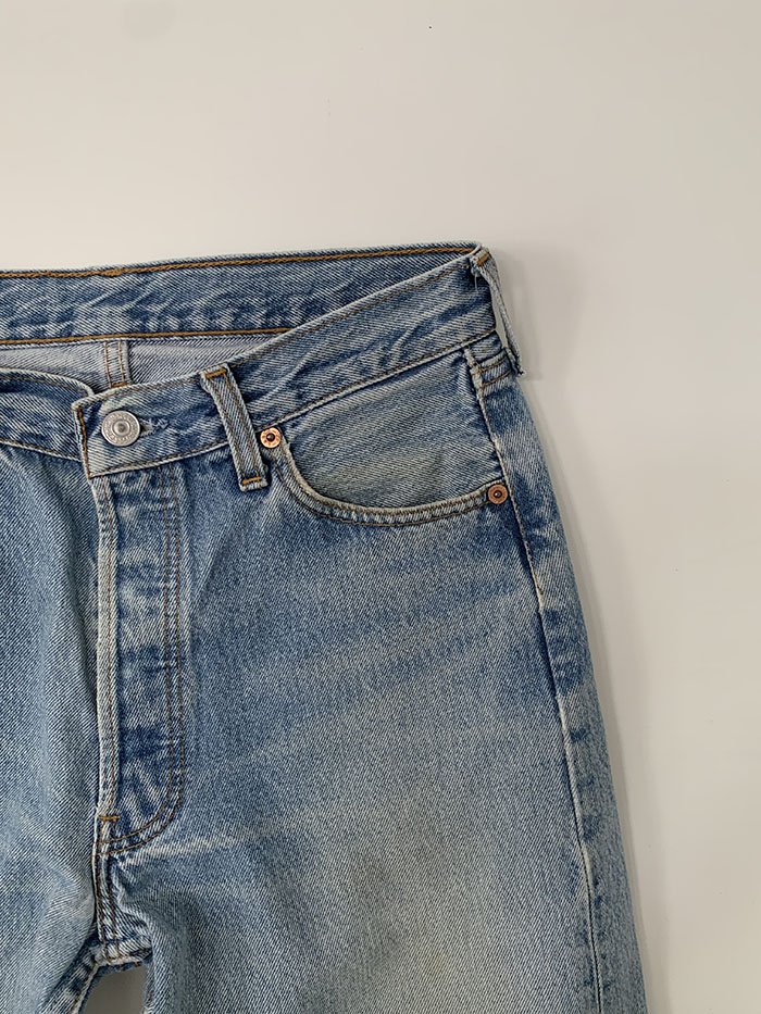 's Levi's 501 - 28 (classic straight fit)