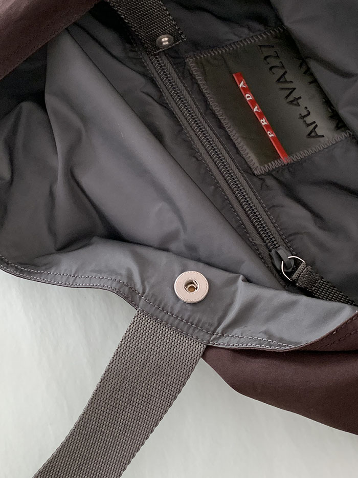 90's "PRADA Sport" Tote Bag (Rare Design) ๋ณต์ 